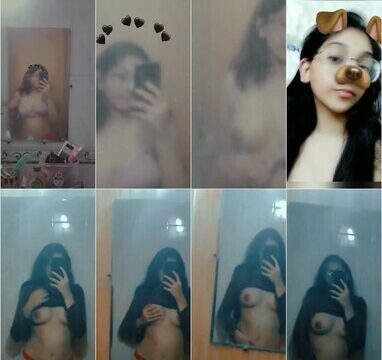 Glasses Cute Babe Nude Showing