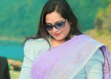 Unsatisfied Bhabhi Masturbating