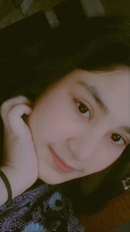 Cute Young Girl Full Nude Showing Boobs Pussy