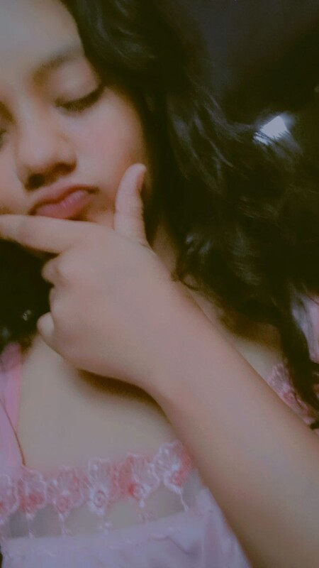 Beautiful GF Showing Her Boobs And Pink Pussy 5 Clip