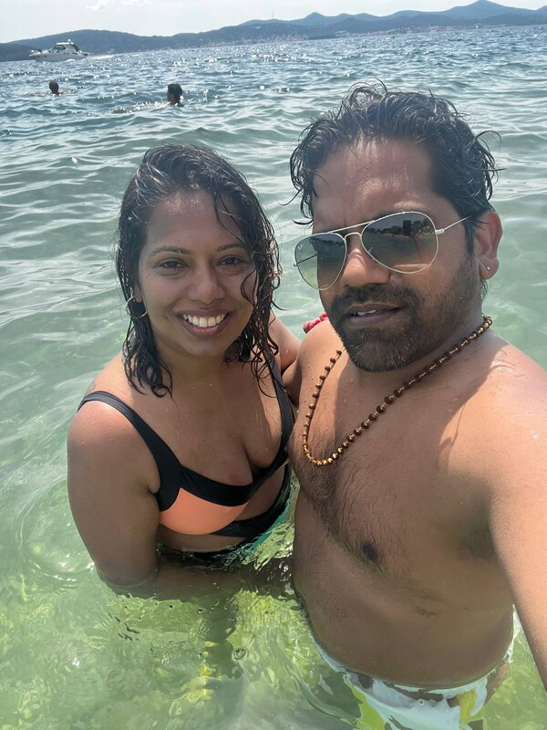 Bangalore Nri Cockold Couple Nude Pics And 5 Videos