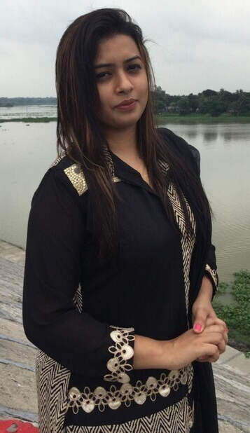 Beautiful Sexy Indian Babe Sucking Boyfriend Dick in Public Park & Riding on his Dick in Hotel Nude Pic’s+Video