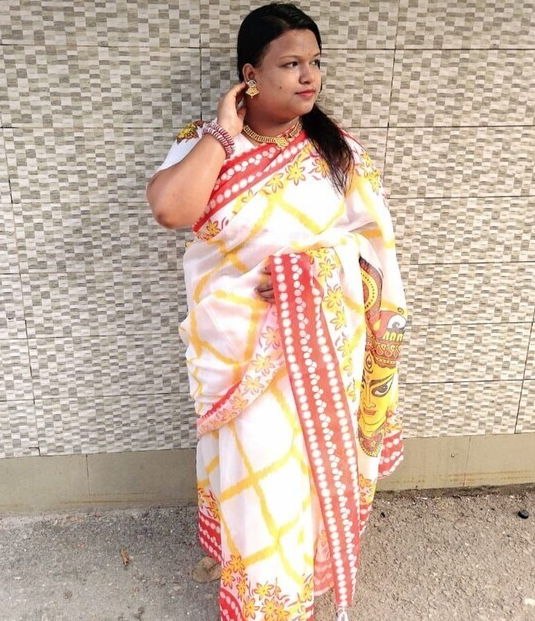 Horny Boudi Teasing Fingering Pussy