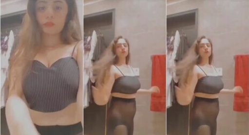 Sexy Pakistani Girl Wearing New Lingerie for Boyfriend Remove Panty Showing Sex Ass