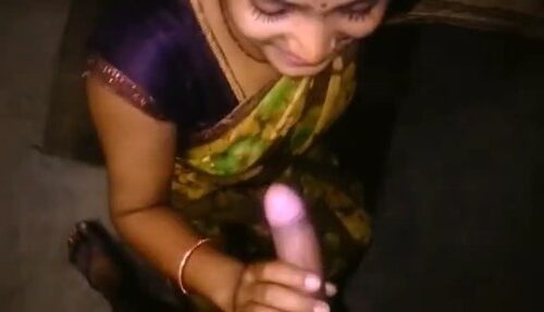 HORNY DESI BHABHI GIVING BLOWJOB AND  GETTING FUCKED