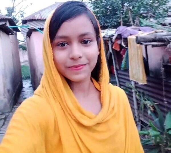 Shy Village Girl Showing Boobs