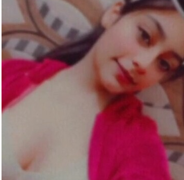 Desi Hot Gf Making Nude Selfie Video For Lover