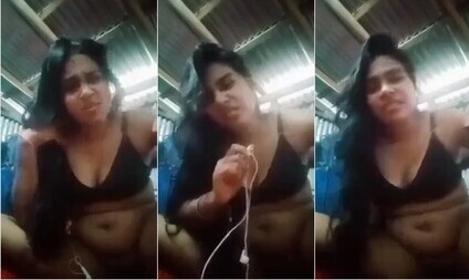 Horny Village Girl Masturbating