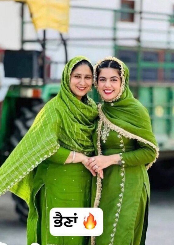 Lesbian Punjabi Girls Latest Most Exclusive Viral Video Pressing Boobs & Stripping each other Full NUDE !! DON’T MISS