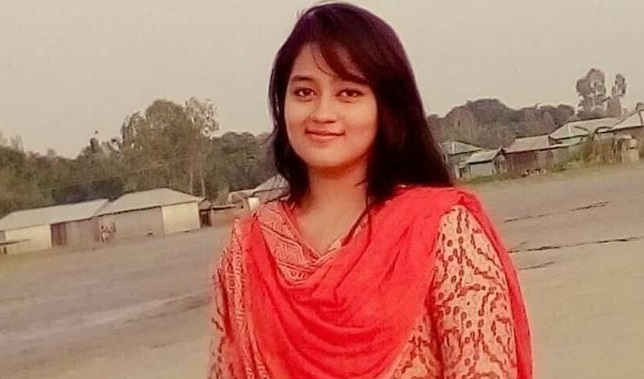 Beautiful Shy Innocent Face Pakistani Girl Sucking Boyfriend Dick After Class Pussy Captured Fucking & Riding Pic’s+Video’s