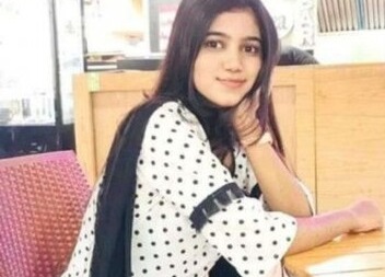 Beautiful Facebook Girl Most Demanded Hotel Room Exclusive Viral Stuff Total 2 VIDEO’S Full NUDE Fucking with Full Face Hot Expressions