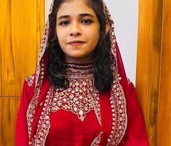 Cute Mallu Teen Girl Fully Nude in Bathroom Fingering her Pussy Very Hard Until Cum Moaning Nude