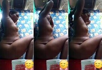 Desi Bhabi Nude Bathing Showing To Lover On VC