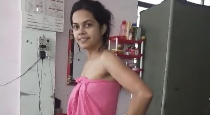 Beautiful Indian Housewife Shaved Wet Pussy Fucked by Husband Everyday, Nude Captured After Bathing, Pussy Fingering Moaning Hindi Talking Don’t Miss
