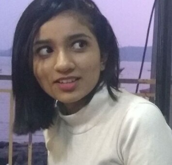 Sexy Curvy Hair Babe Pressing her Boobs Fingering Pussy