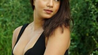 Lucky Rajor Most Exclusive Teasing Ass🍑Stripping Completely Topless with Full Face Rubbing DILD0 B/w her Boobs🍒💦!! Don’t Miss