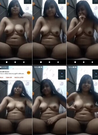 Desi Hot Gf Showing Playing With Her Big Boobies On VC