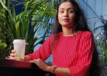 Extremely Sexy Bangladeshi IT Girl Teasing Boyfriend in Black Lingerie & Giving Sloppy Blowjob Nude