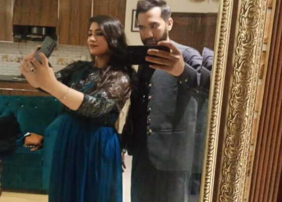 Paki Hot Gf Showing And Boobs Sucked By Lover