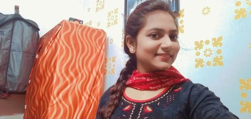 Beautiful College Girl Showing Boobs