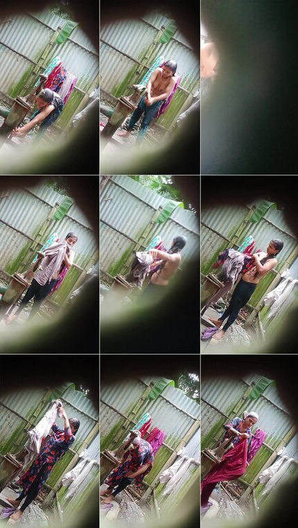 Village Girl Bathing Secretly Recorded By Neighbor Boy