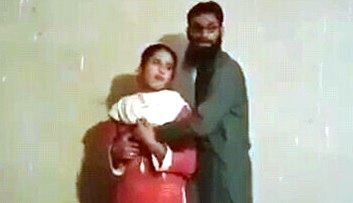 Pakistani Bhabhi Quick Fucking with Devar