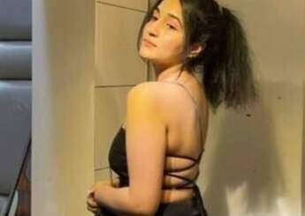 Sexy Indian Babe Showing Giving Blowjob Fucking With Boyfriend