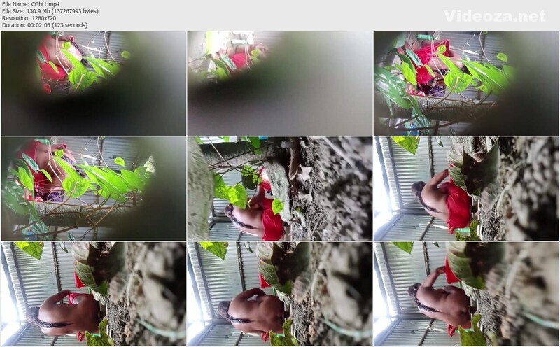 Village Wife Bathing Secret Recorded By Neighbor Boy