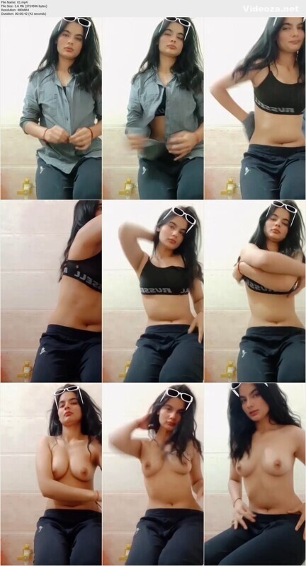 Beautiful Indian Babe Undress Showing Full Nude Body