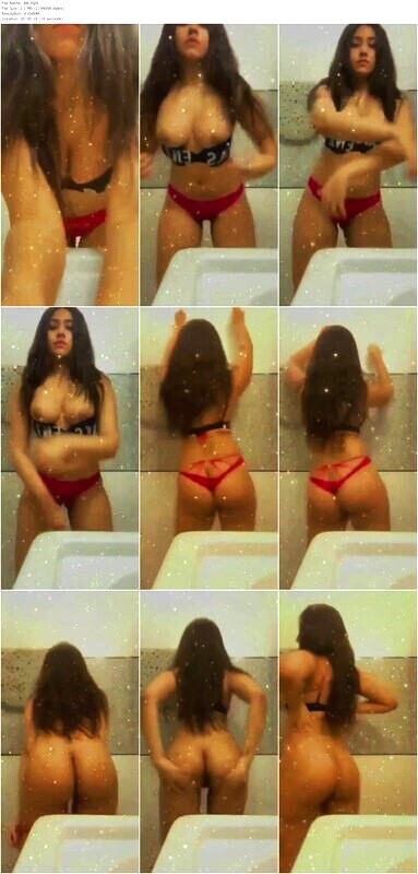 Beautiful Sexy Babe Showing Nude Dancing