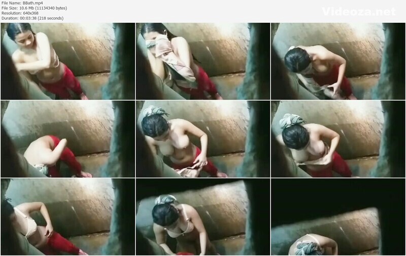 Beautiful Village Girl Bathing Secretly Recorded