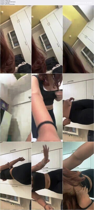 Sexy Indian Girl Showing Boobs Ass