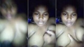 Desi Girl Showing Her Boobs Pussy