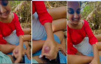 Sexy Girl Giving Handjob To Boyfriend In Field