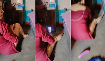 Sister Caught When She Showing On Video Call