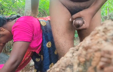 Village Aunty Outdoor Fucking With Lover