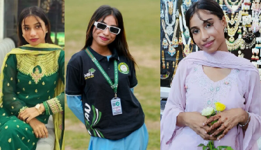 Beautiful Slim Girlfriend Showing