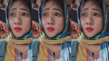 Extremely Beautiful Bangladeshi TikToker Sucking Boyfriend Dick in Public Restaurant Boobs Sucked Secretly Recorded by her Fans Don’t Miss