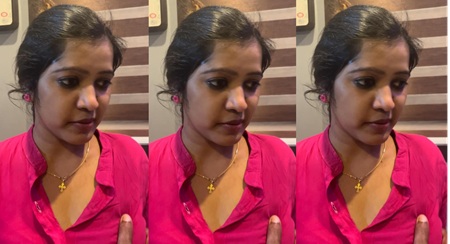 Extremely Sexy Mallu Massage Parlour Girl Full Nude Bathing Giving Handjob to Boyfriend While He Fingering her Pussy Don’t Miss