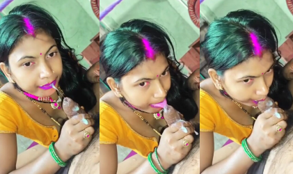 Village Bhabhi Giving Blowjob Eating Cum