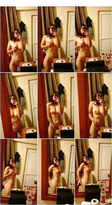 Beautiful Girlfriend Showing