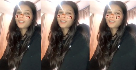 Cute Babe Giving Handjob With Talking