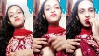 Cute Girl Showing Her Boobs