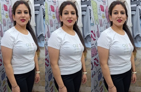 Extremely Beautiful Milf Dress Changing Nude Captured When She Sleeping Don’t Miss