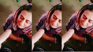 Beautiful Pakistani Bhabhi Quick Sucking Devar Dick