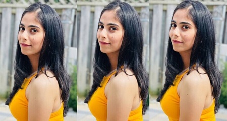 Extremely Cute Slim Punjabi Girl Sucking Boyfriend Dick Shaved Red Pussy Licking Fucking in Hotel Moaning