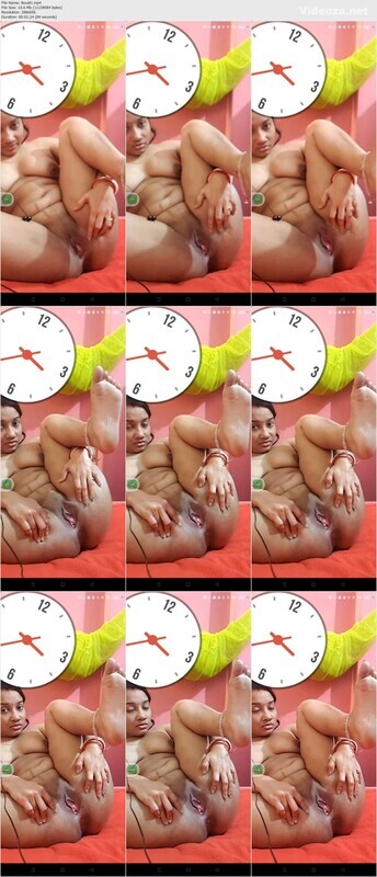 Horny Boudi Spread Her Pussy Fingering On Video Call