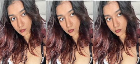 Hot Colour Hair South Delhi Babe Showing her Big Natural Boobs to Boyfriend Must Watch