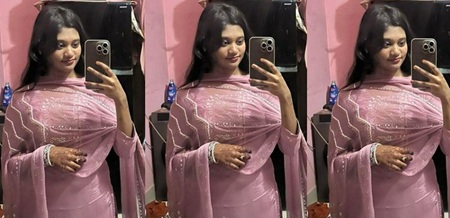 Shaggy Boobs Girl Showing Fingering