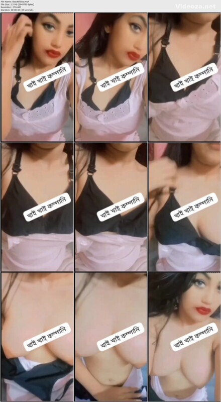 Super Sexy Girl Showing Her Boobs